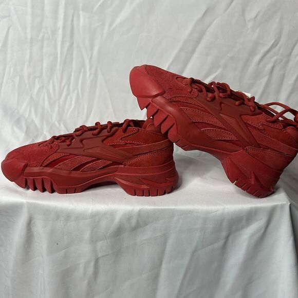 Size 7.5w - Reebok Cardi B x Club C V2 Mars Red W - Picture 3 of 8